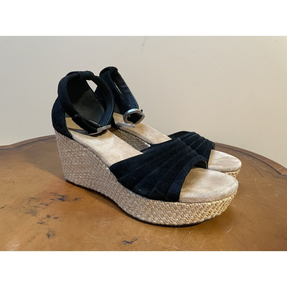 UGG Women's Leanne Suede Wedge Platform Sandals Size: 7 (3095) (F153)